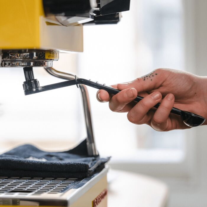 Rhino Group Head Brush - Image 3